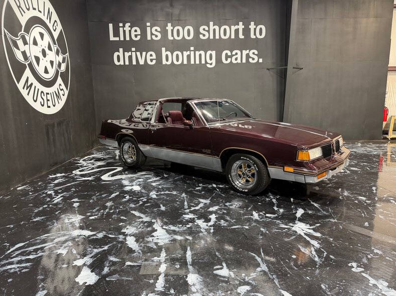 Oldsmobile-Cutlass-supreme-1987