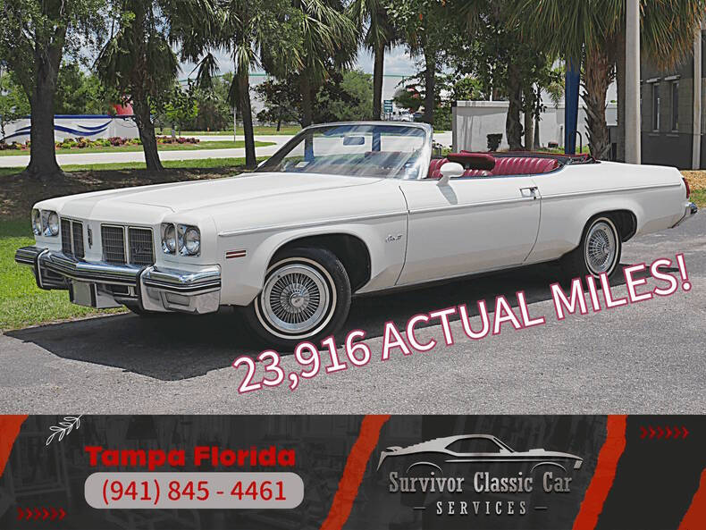 Oldsmobile-Delta-eighty-eight-1975-White-Red
