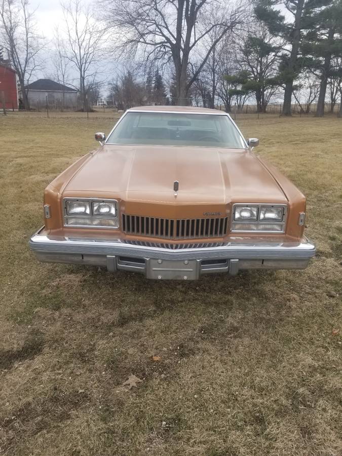 Oldsmobile-Toronado-1978