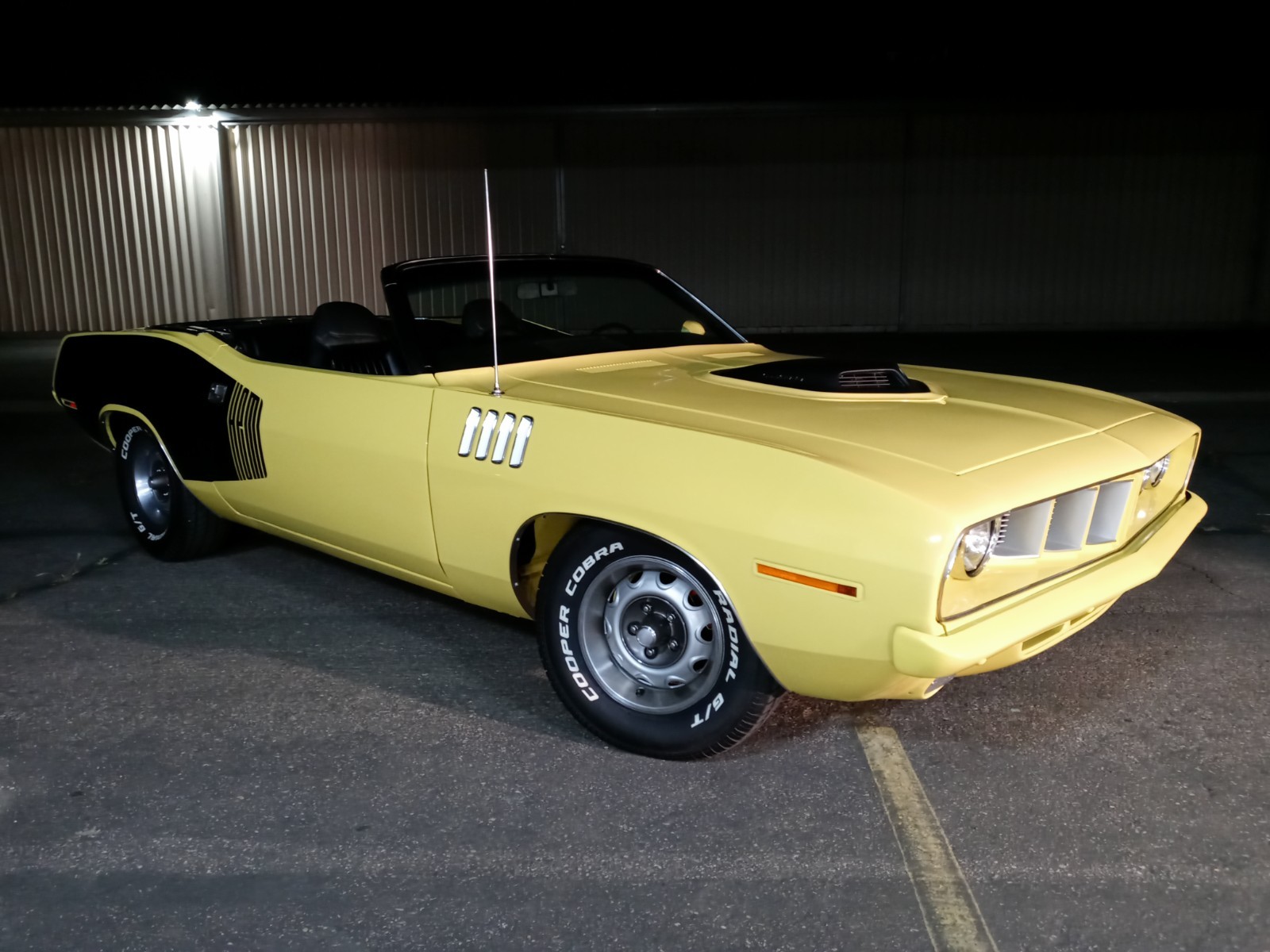 Plymouth-Barracuda-1971-Convertible-Black