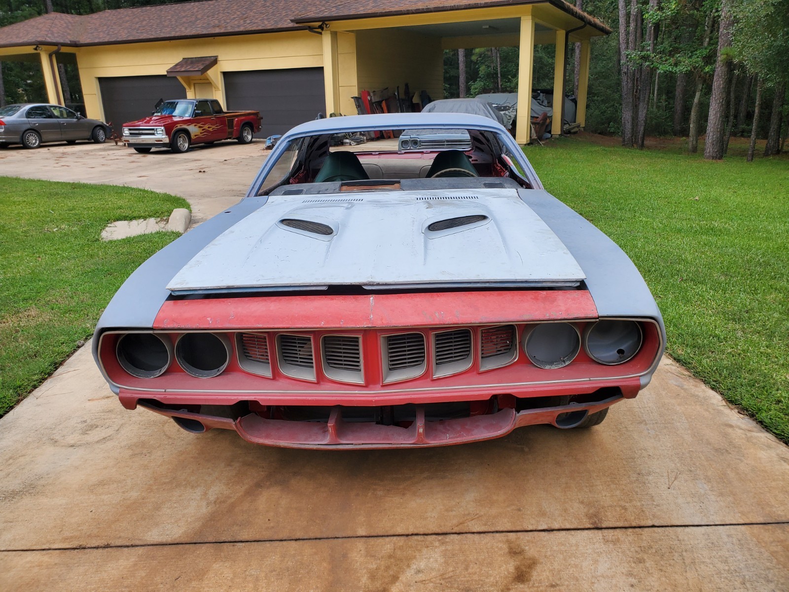 Plymouth-Barracuda-1971-Coupe-White