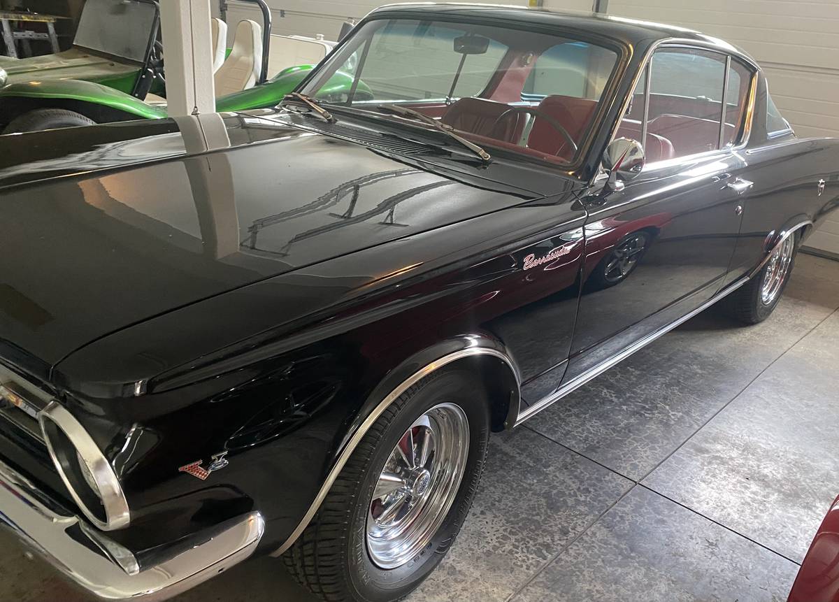 Plymouth-Barracuda-273-1964-black