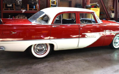 Plymouth Belvedere 1956