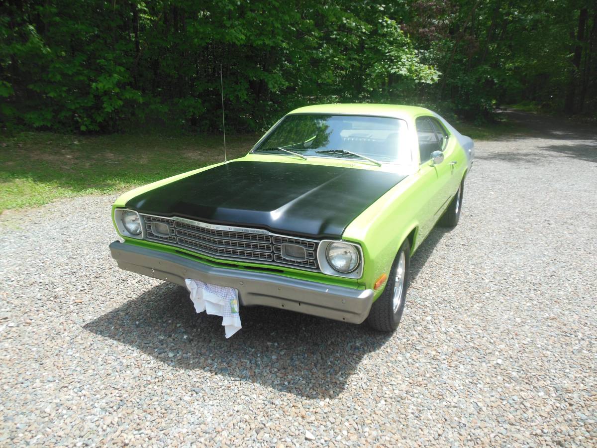 Plymouth-Duster-1973