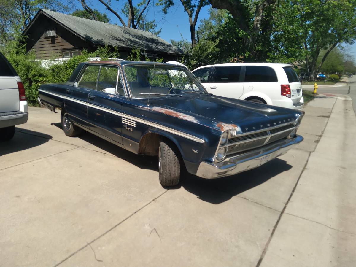 Plymouth-Fury-1965