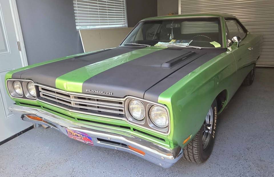 Plymouth-Roadrunner-1969