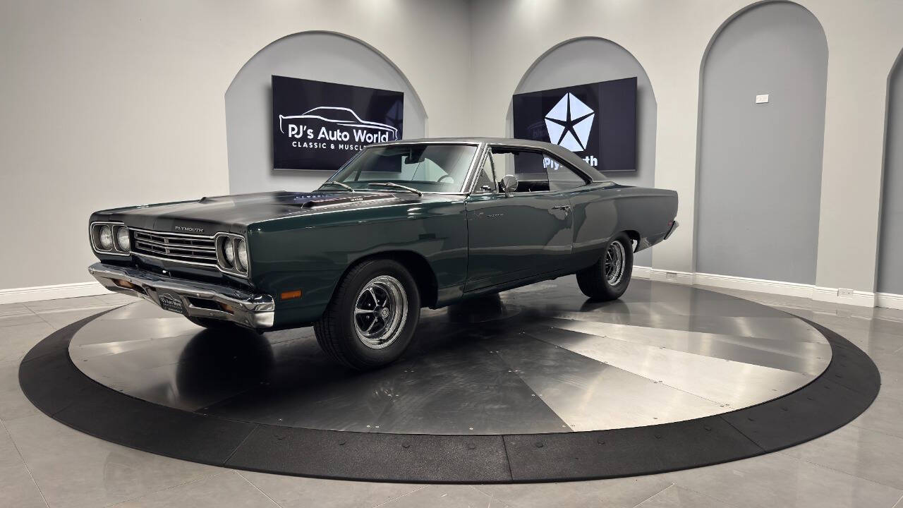 Plymouth-Roadrunner-1969-Green-Black