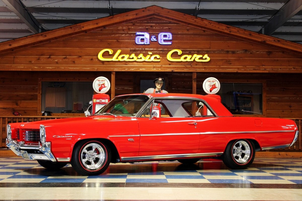 Pontiac-Catalina-1964-Coupe-Red-White