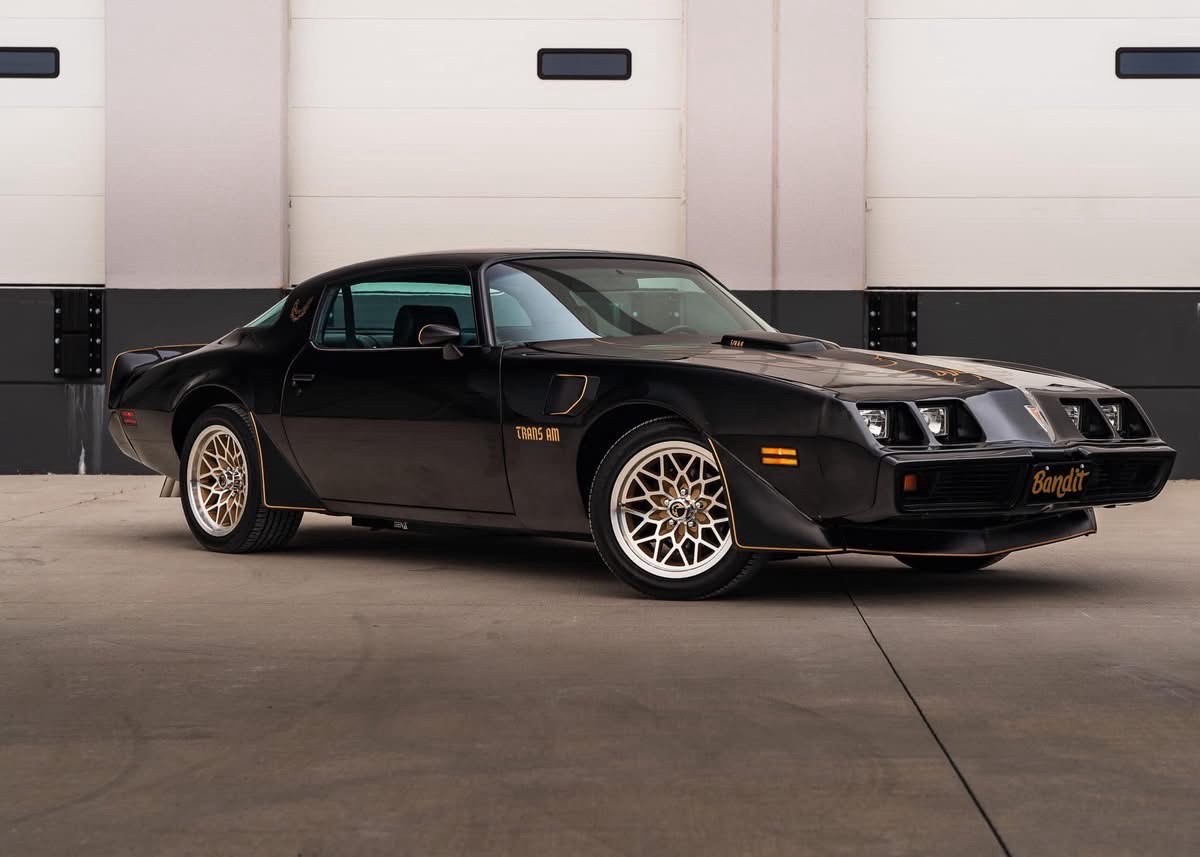 Pontiac-Firebird-1979