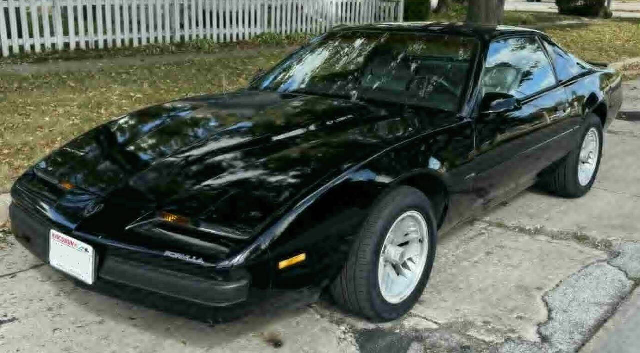 Pontiac-Firebird-1989-Black-Gray