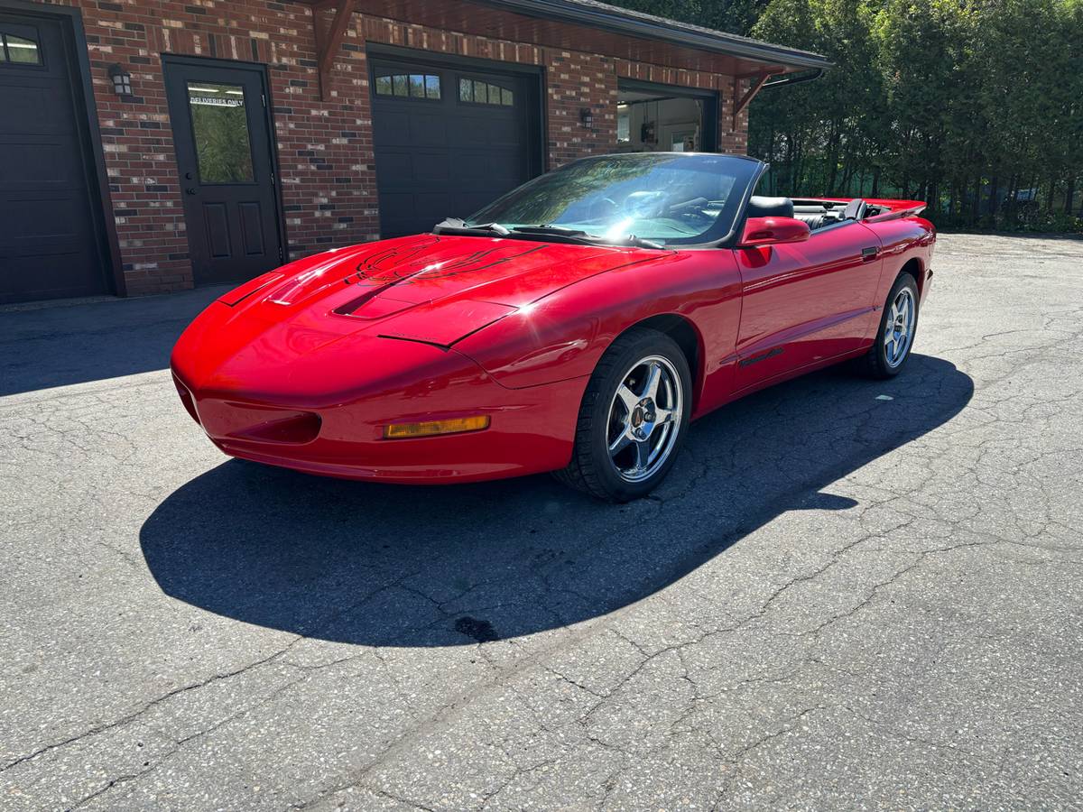 Pontiac-Firebird-1995-red