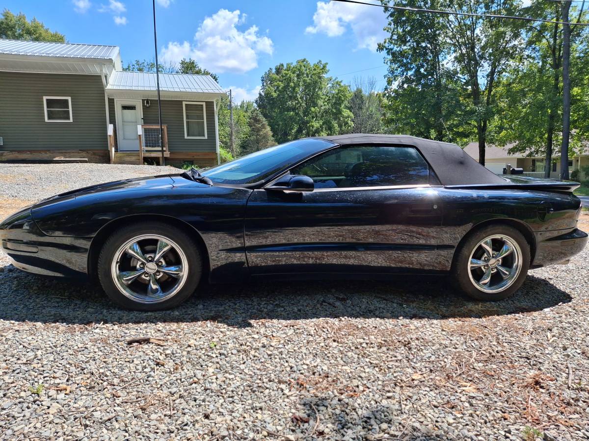 Pontiac-Firebird-convertible-1995-black