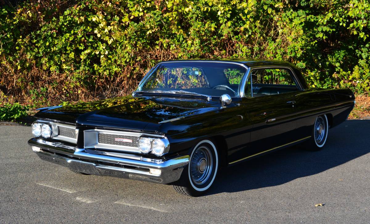 Pontiac-Grand-prix-1962-black