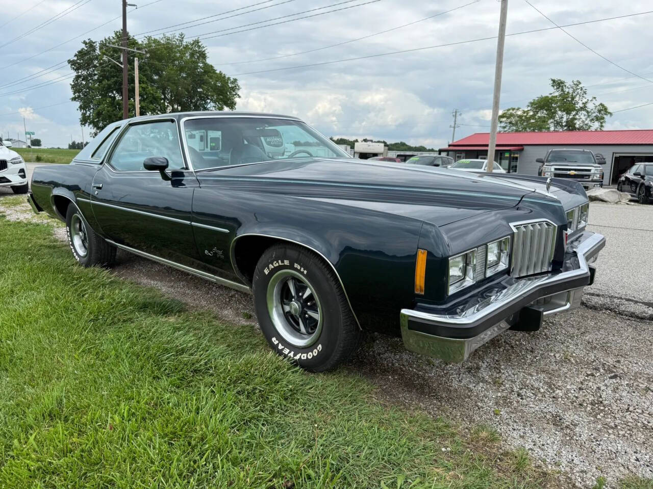 Pontiac-Grand-prix-coupe-1977-Blue-Blue
