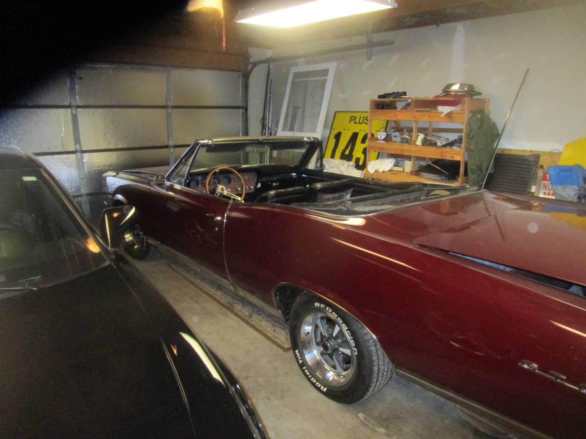 Pontiac-Gto-1967-red