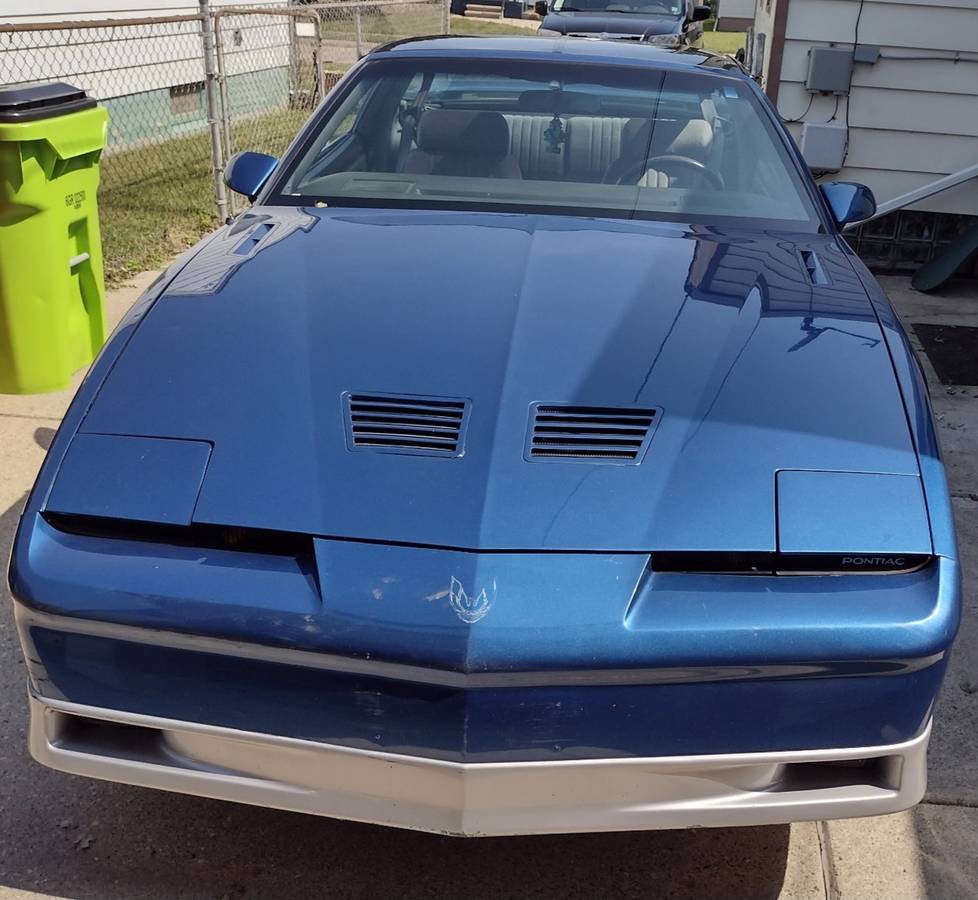 Pontiac-Trans-am-1989-blue