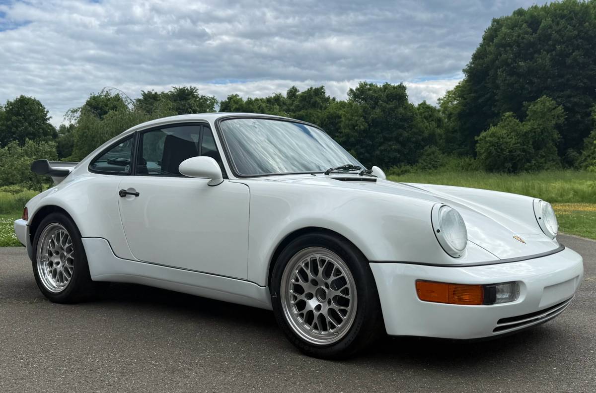 Porsche-911-carrera-1986