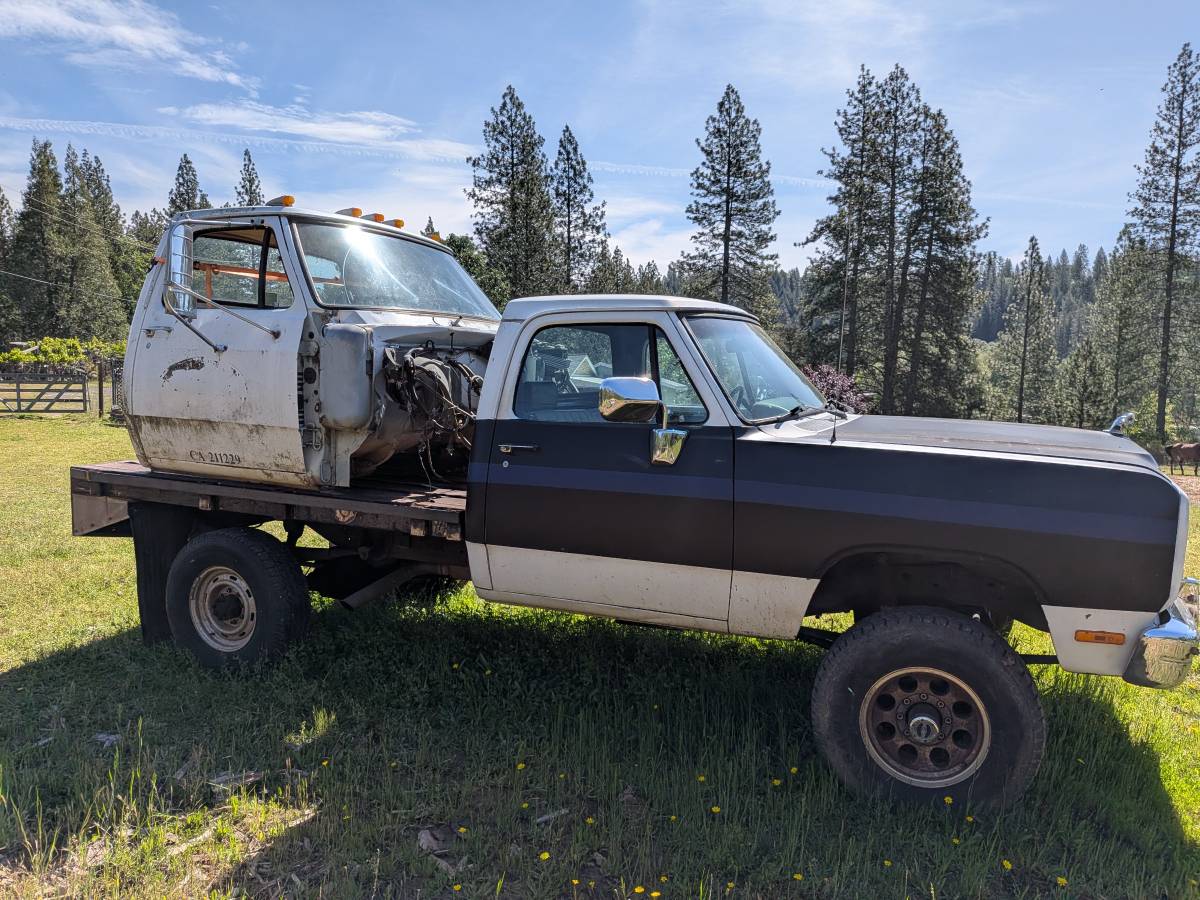 Ram-2500-dodge-diesel-1991-white