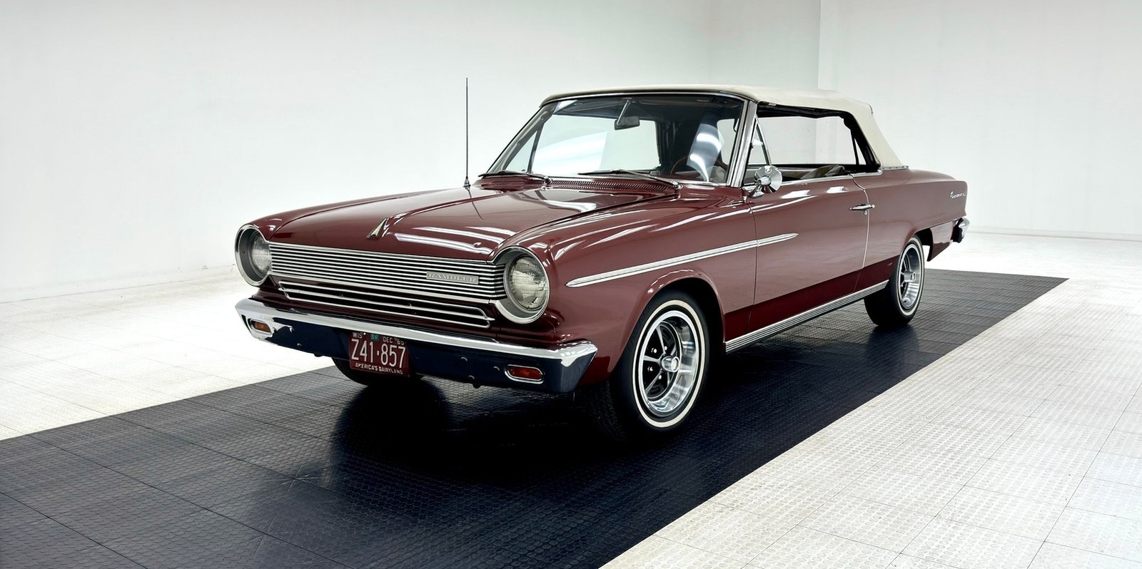 Rambler-1964-Convertible-Burgundy