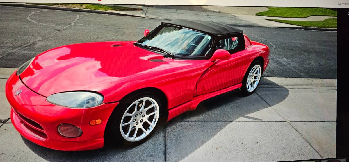 Rt-10-dodge-viper-1995-red