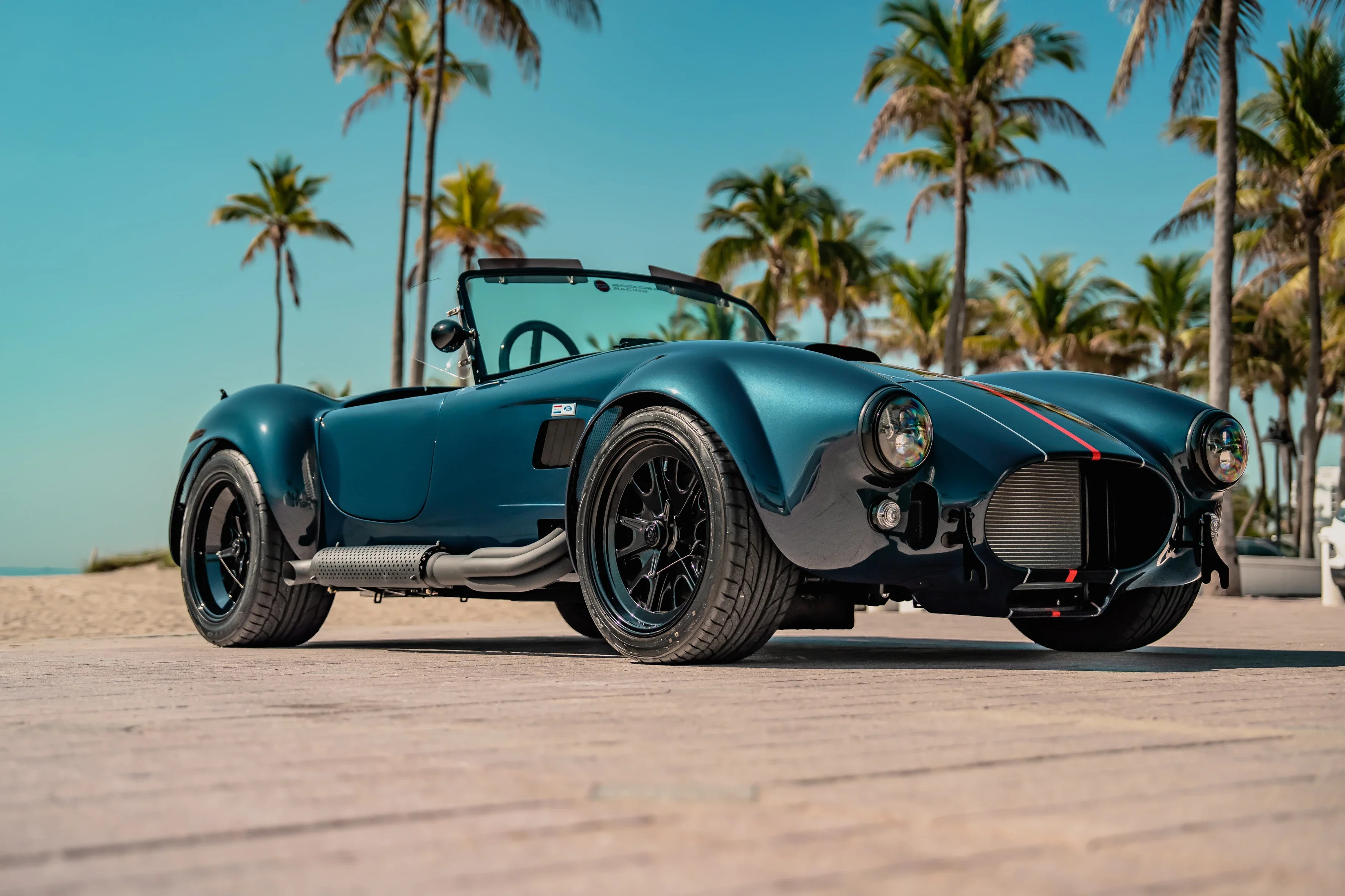 Shelby-Cobra-replica-1965-Blue-Black