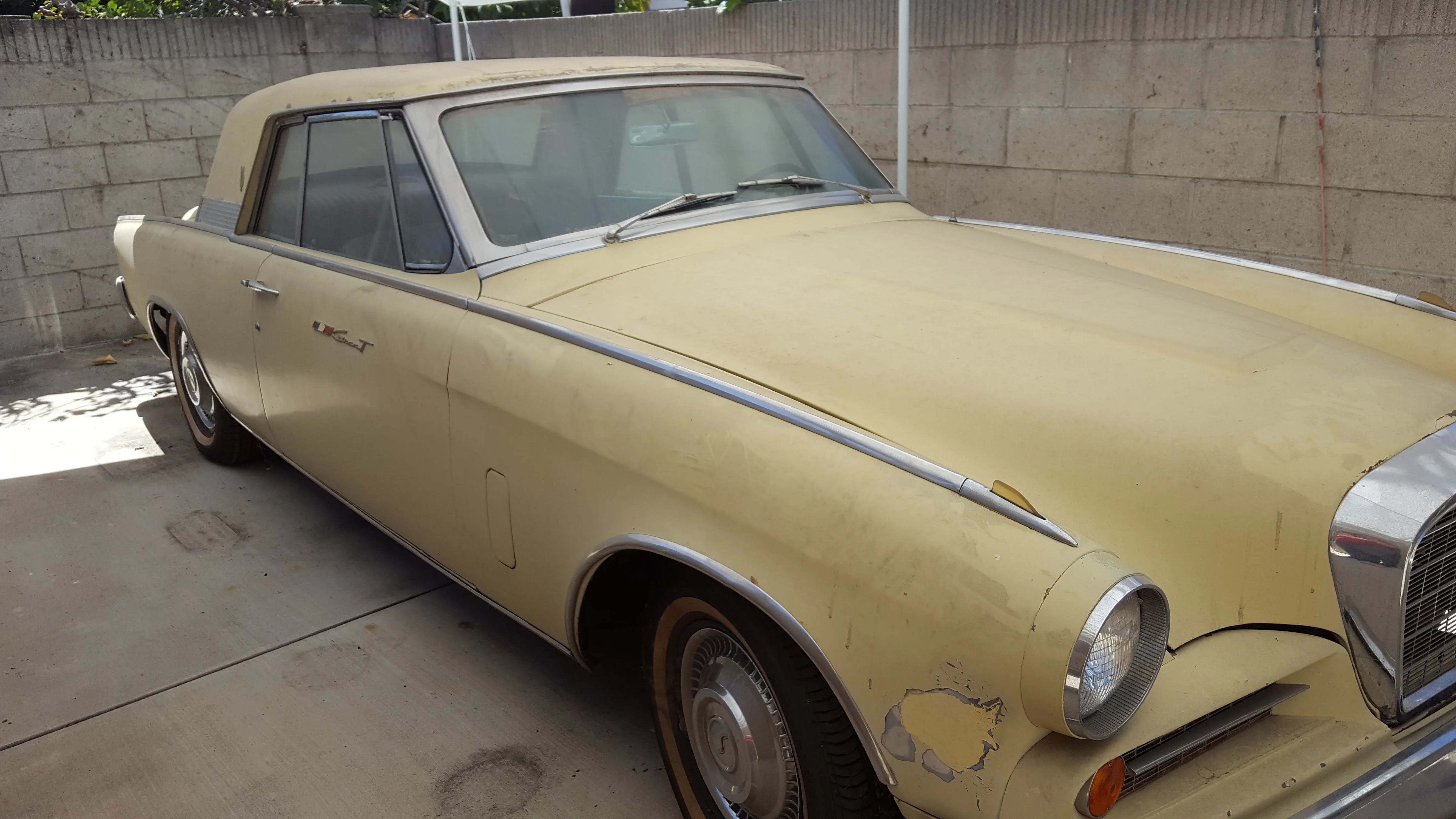 Studebaker-Gran-turismo-hawk-1963-Yellow-Brown