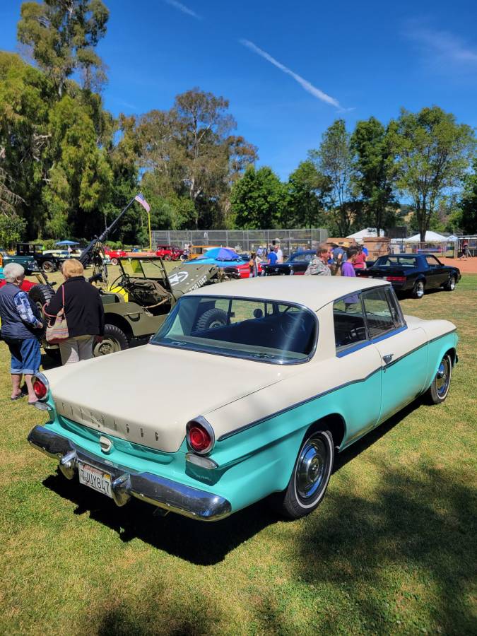 Studebaker-Lark-1962