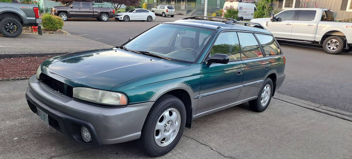Subaru-Legacy-outback-wagon-1996-green