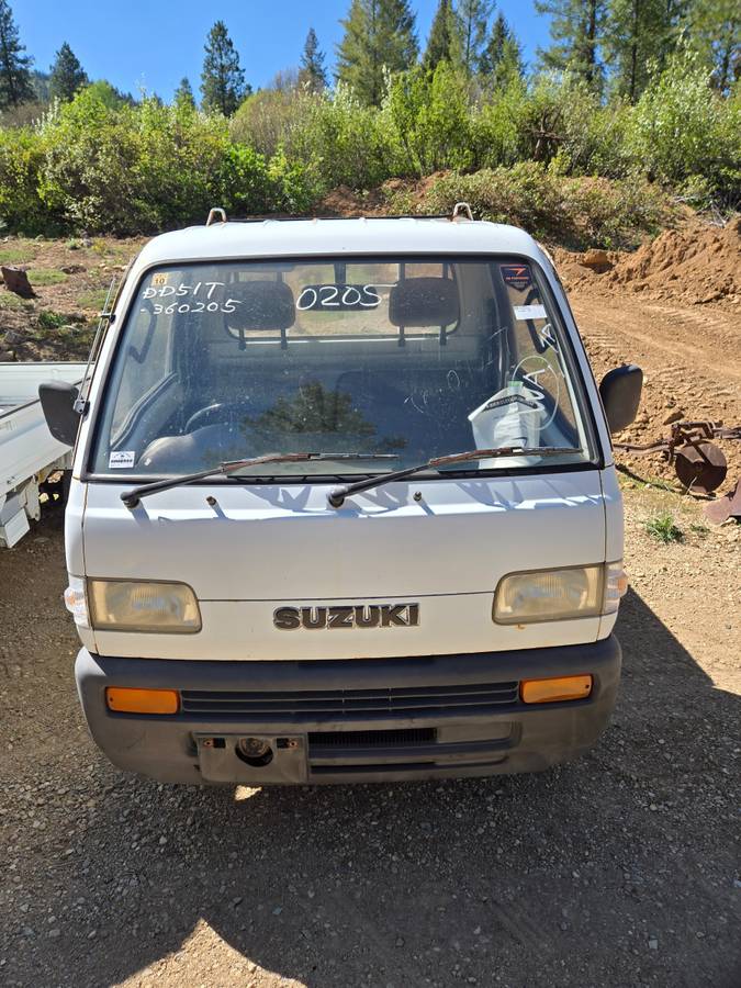 Suzuki-mini-carry-1995-white