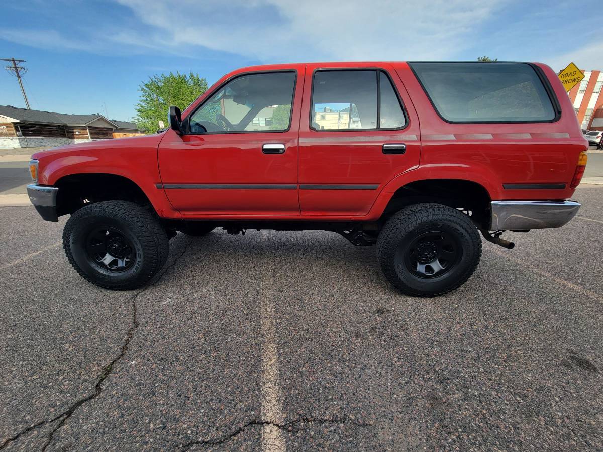 Toyota-4-runner-1992-red