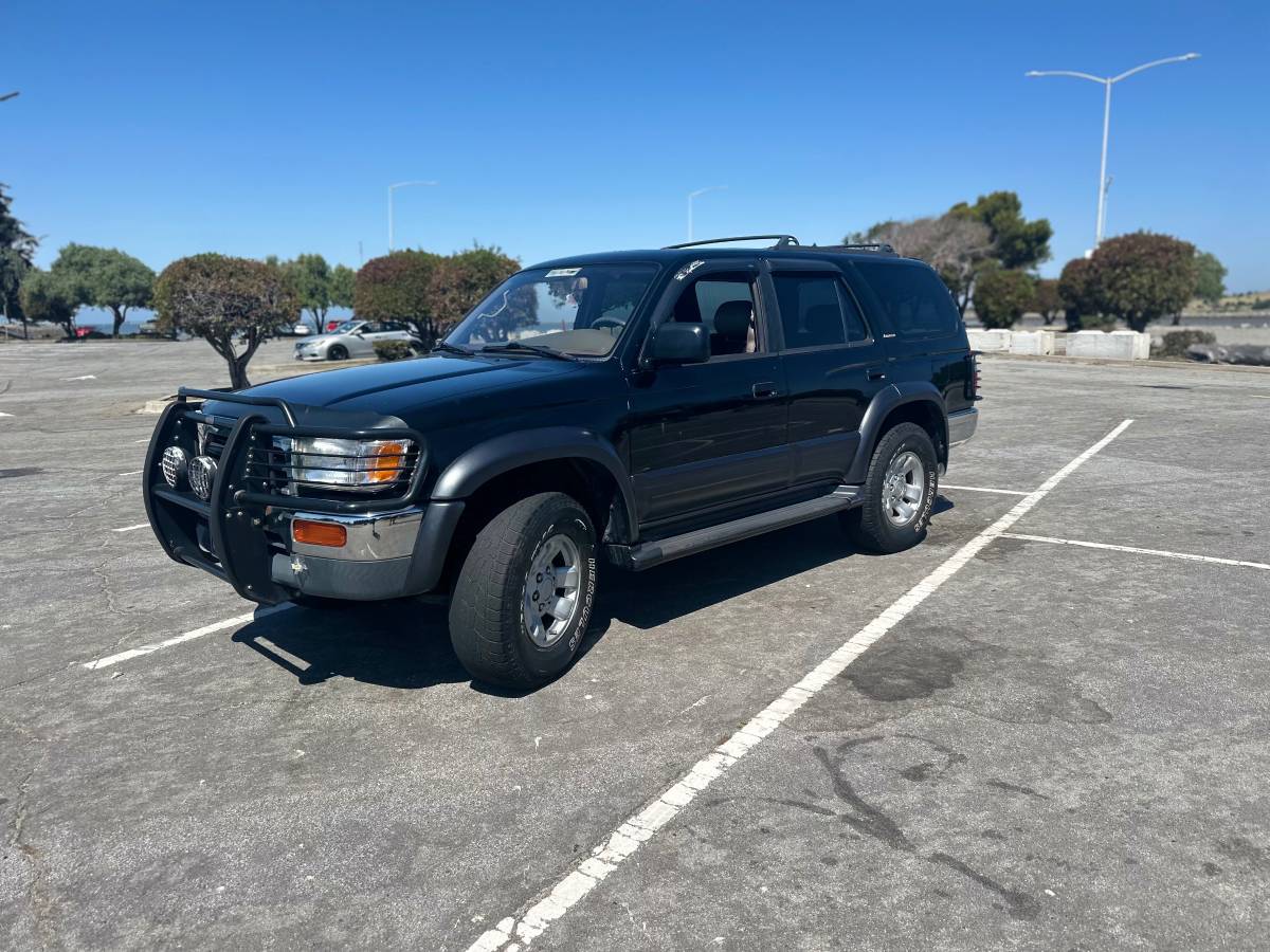 Toyota-4runner-sr5-4x4-1996-black