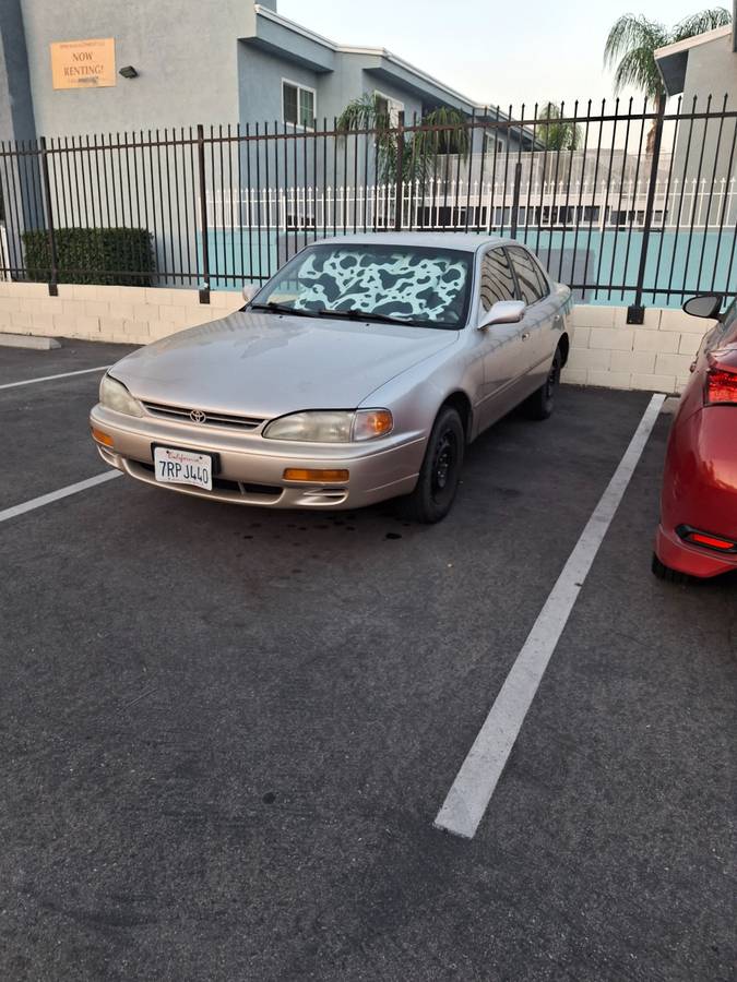 Toyota-Camry-1995-brown