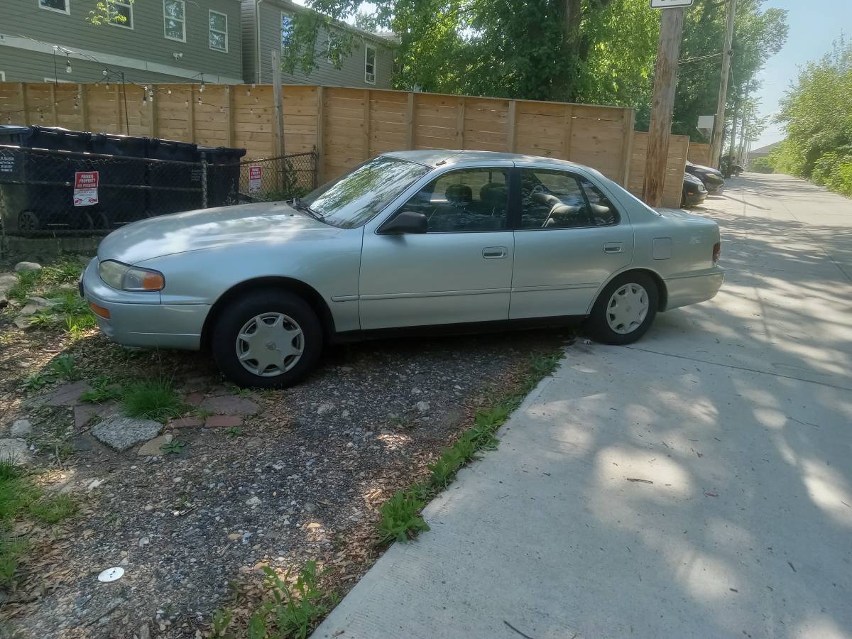 Toyota-Camry-1996