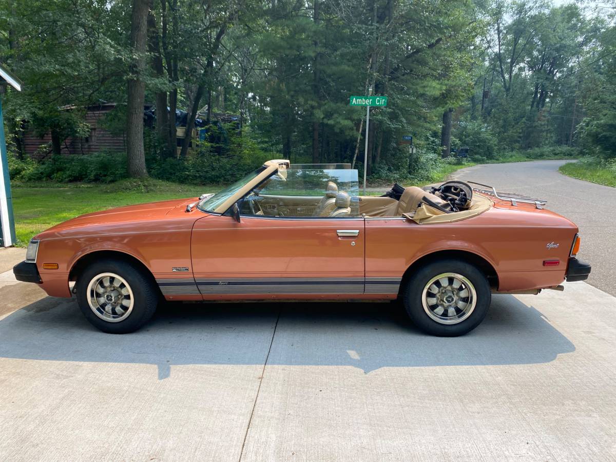 Toyota-Celica-convertible-1977-brown