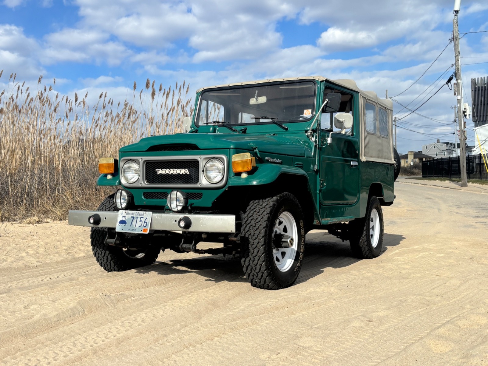 Toyota-FJ43-1980-SUV-Tan