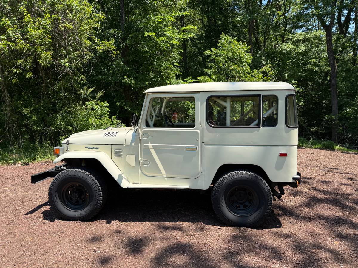 Toyota-Fj40-1978-custom