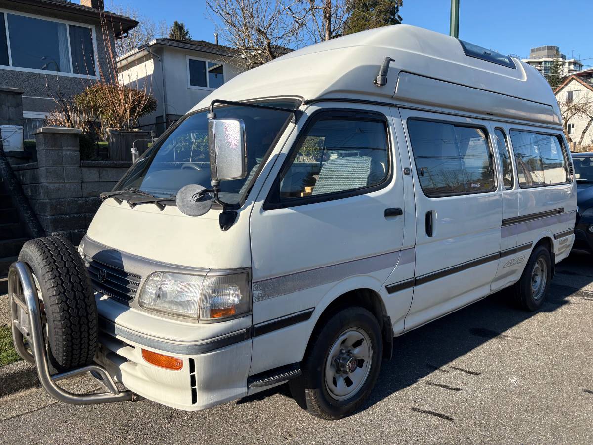 Toyota-Hiace-1995