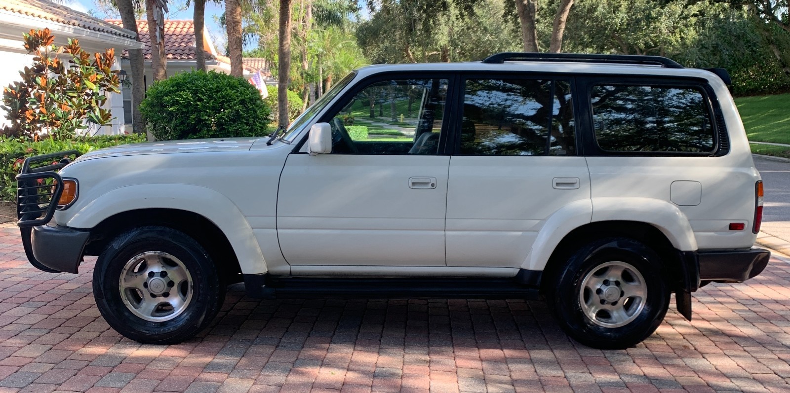 Toyota-Land-Cruiser-1996-SUV-Gray