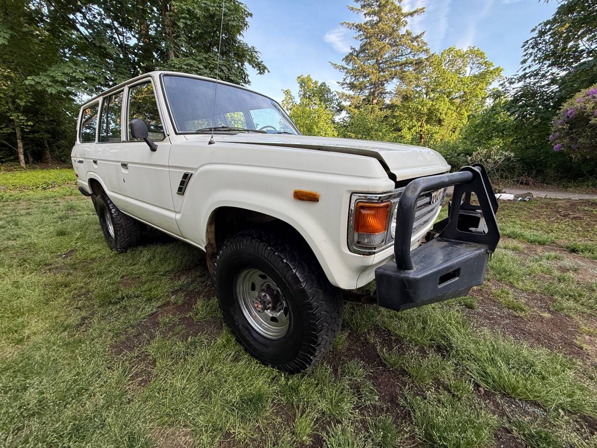 Toyota-Land-cruiser-1983