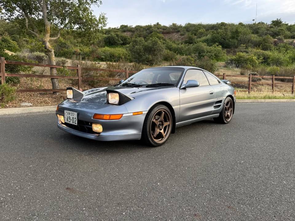 Toyota-Mr2-1994-silver