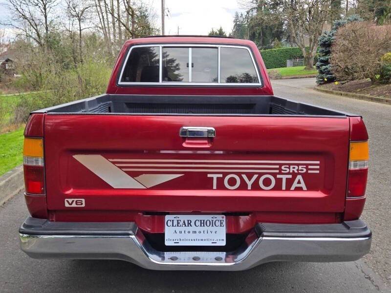 Toyota-Pickup-1989