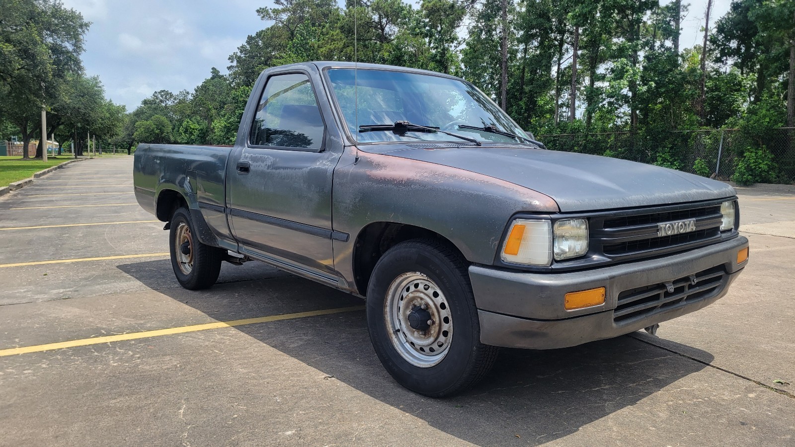 Toyota-Pickup-1991