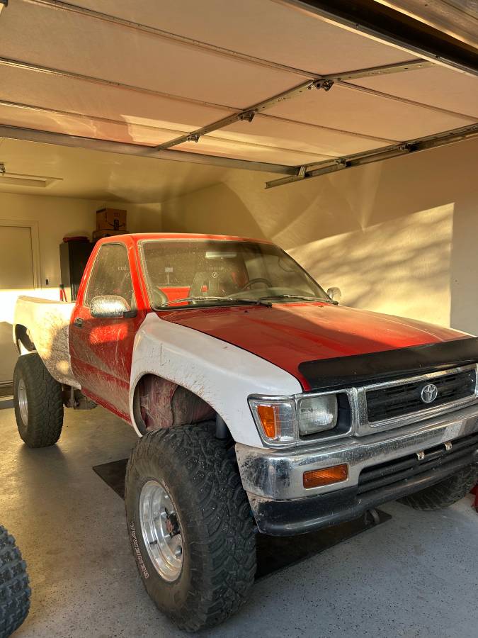 Toyota-Pickup-1993