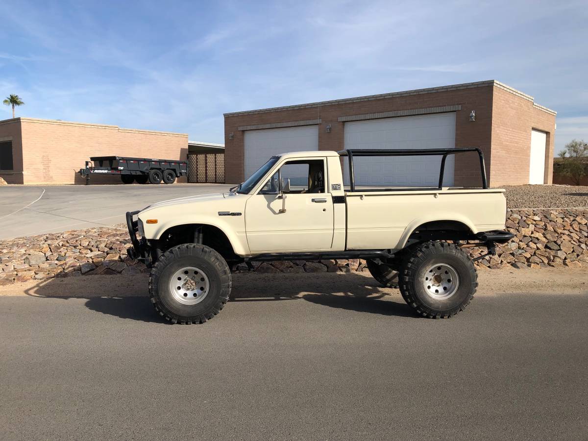 Toyota-Pickup-4x4-1980