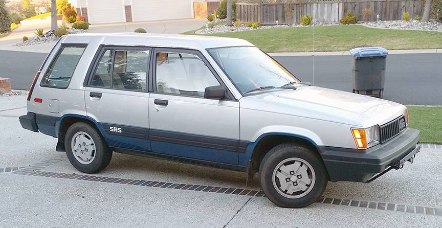 Toyota-Tercel-1983-silver