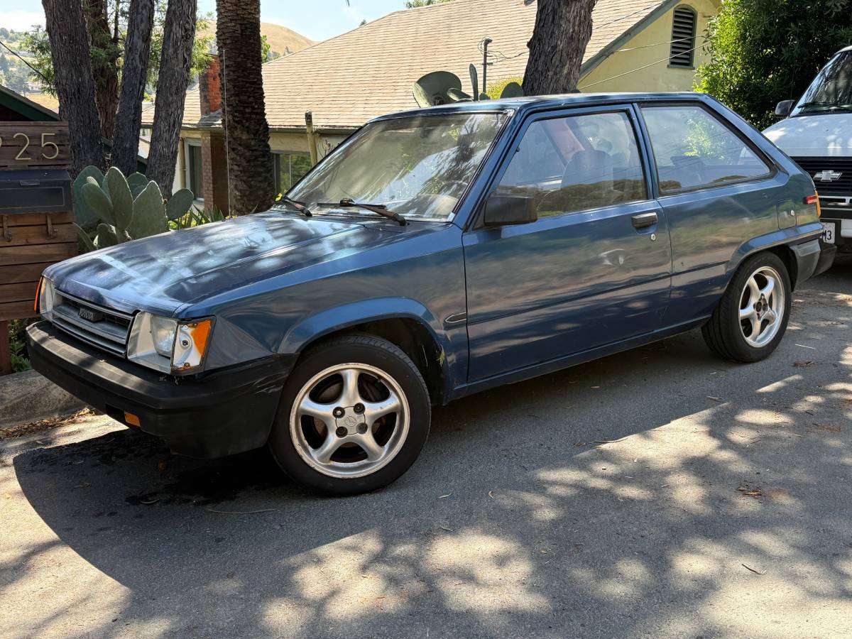 Toyota-Tercel-1987-blue
