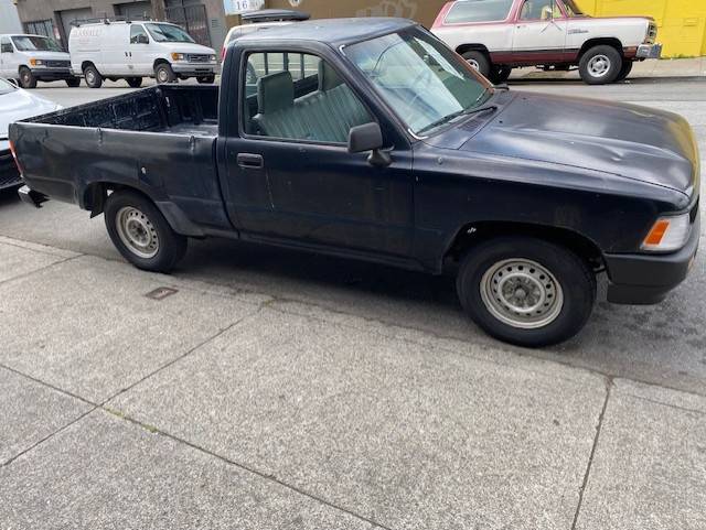 Toyota-Truck-1993-black