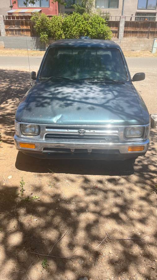 Toyota-Truck-2-wheel-king-cab-1995-green
