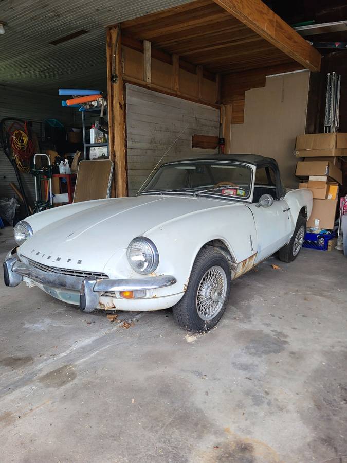 Triumph-Spitfire-1968-white
