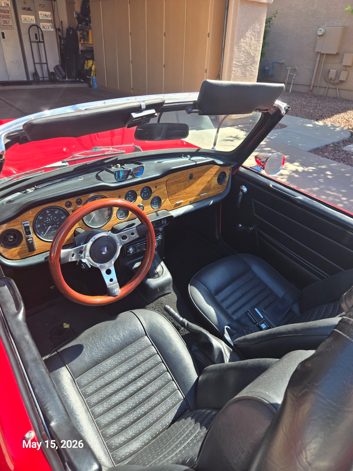 Triumph-TR-6-1971-Convertible-Black